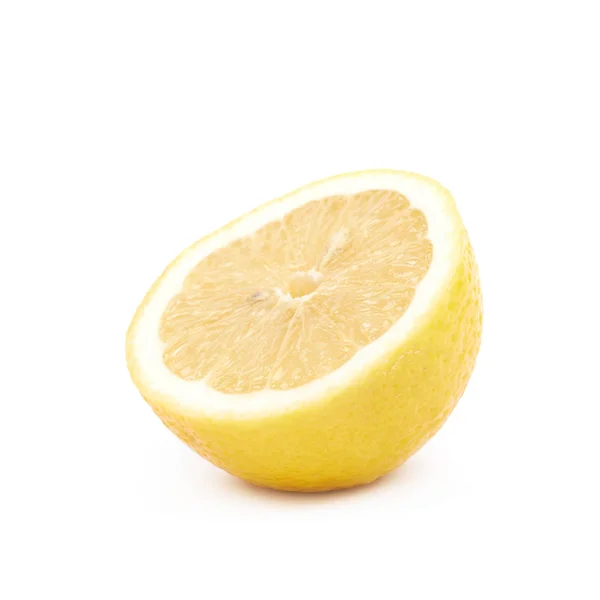 Połowę owoców cytryny na białym tle — Zdjęcie stockowe