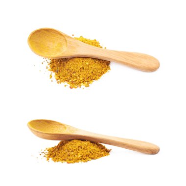 Toz köri baharatı izole yığını