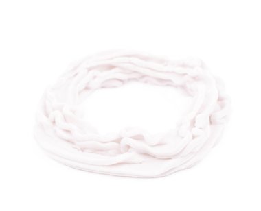 İzole yuvarlak buzlanma krem daire