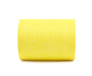 İzole bir zımpara kağıdı rulo