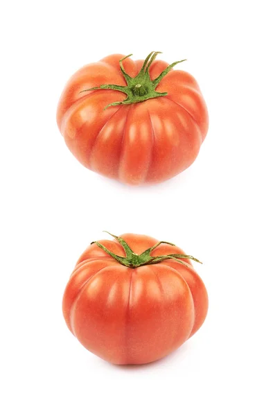 分離された肉の赤熟したトマト — ストック写真