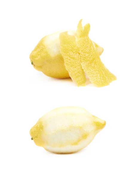 Zitrone mit abgenommener Schale — Stockfoto