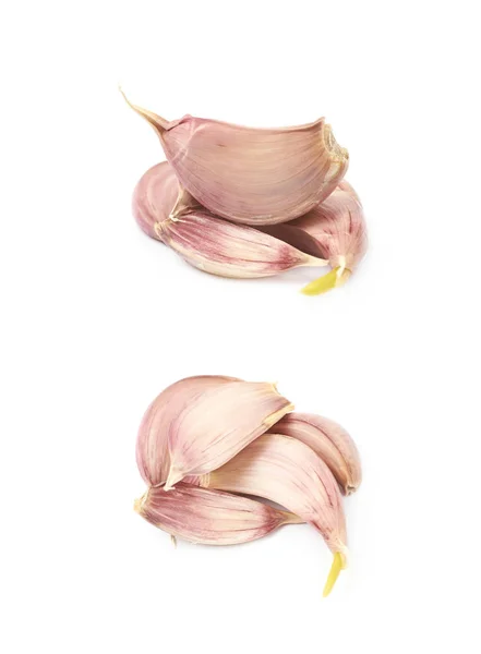 Pile of garlic cloves isolated — Stock Photo, Image