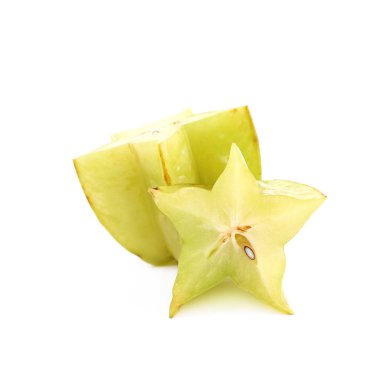 İzole dilimlenmiş carambola meyve