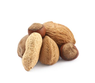 Birden çok tür bir izole fındık yığını