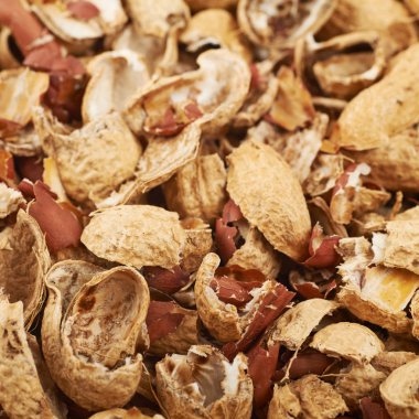 Fıstık kabukları ile kaplı yüzey