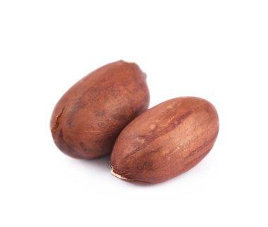 Soyulmuş fıstık izole