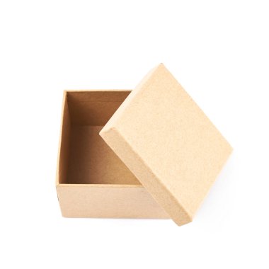 İzole kağıt hediye kutusu