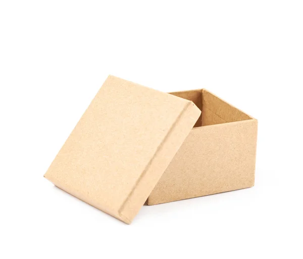 Паперова подарункова коробка ізольована — стокове фото