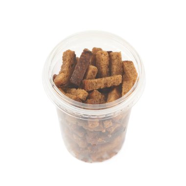 Plastik kutu ekmek kruton ile dolu