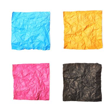 İzole buruşuk kağıt sayfaları kümesi