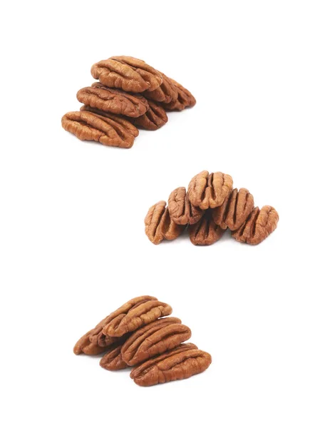 Изолированная груда орехов пекан — стоковое фото