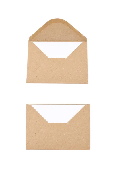 Envelop gemaakt van gerecycled papier — Stockfoto