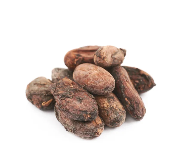 Hromadu kakaových bobů, samostatný — Stock fotografie