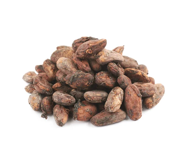 Mucchio di semi di cacao isolato — Foto Stock