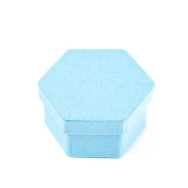 İzole kağıt hediye kutusu