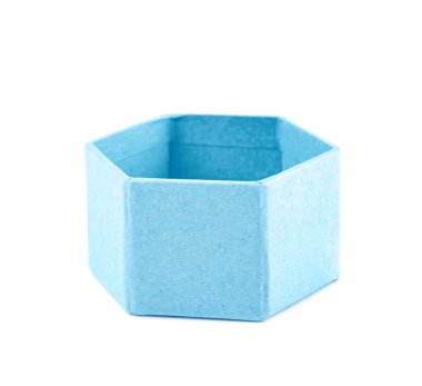 İzole kağıt hediye kutusu