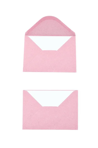 Рожевий паперовий конверт ізольований — стокове фото
