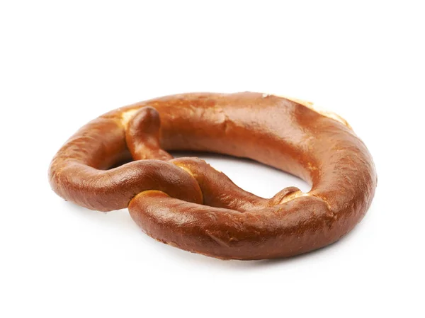 Gezouten Beierse bagel geïsoleerd — Stockfoto