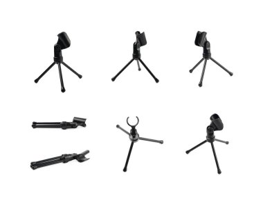 Siyah mikrofon raf izole standı