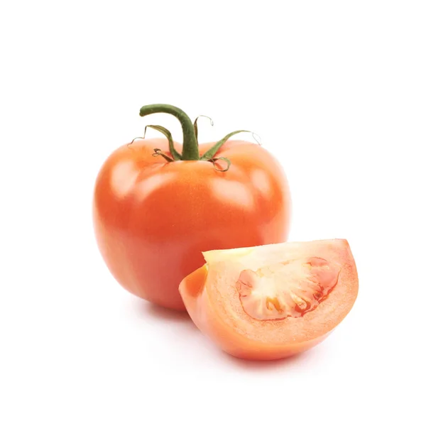 Mogen röd tomat isolerade — Stockfoto