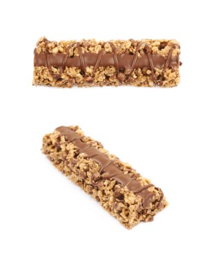 Çikolata granola bar izole