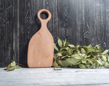 Yiyecek arka planında boş vintage kesme tahtası konsepti