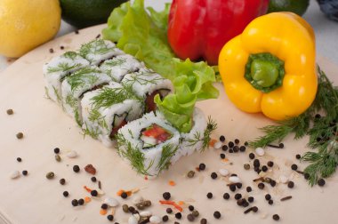 Rulo suşi. Sushi menüsü. Japon yemekleri.