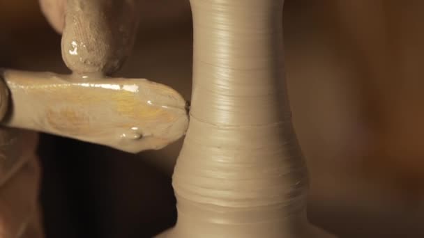 被制造的陶器。陶瓷。手工制作。慢动作. — 图库视频影像