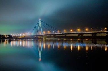 Çok güzel bir akşam Kiev (Moskova köprü köprü)