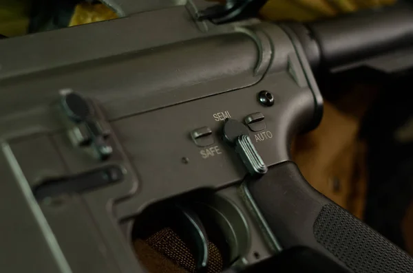 Assault rifle m16, pistol, grenade — Stock Photo, Image