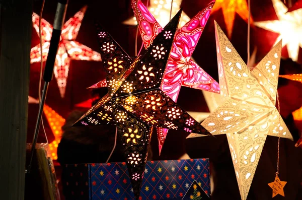 星のガーランド クリスマス装飾 — ストック写真