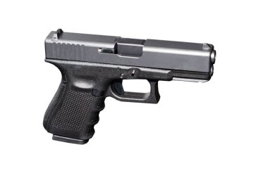 Beyaz arka planda siyah metal 9mm tabanca silah 