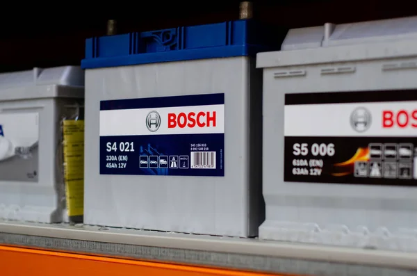 Kiew Ukraine Februar 2020 Bosch Autobatterie Zum Verkauf — Stockfoto