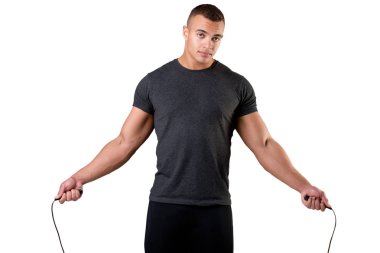 İp atlayan sporcu adam.