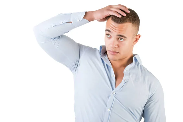 Homem verificando cabelo — Fotografia de Stock