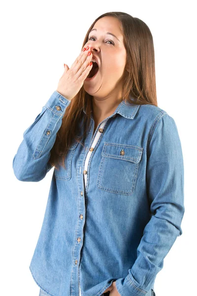 Slaperig vrouw geeuwen — Stockfoto