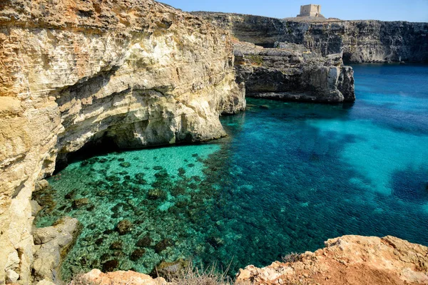 Malta Adası Comino doğal görünümü