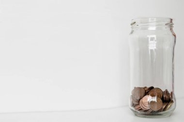 Kavanoz sikke - düşük para kavramı