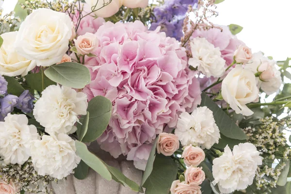 Buquê Casamento Flores Diferentes Pinl Lilás Rosas Brancas Arrendamento Casamento — Fotografia de Stock