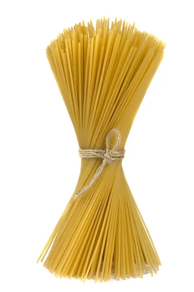 Espaguetis aislados sobre fondo blanco —  Fotos de Stock