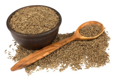 Kimyon tohumu veya beyaz arka plan üzerinde izole kimyon. Kimyon sp içinde