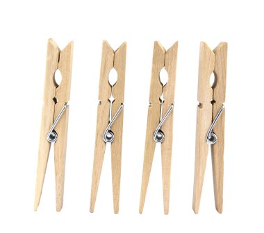 Dekoratif mandallar beyaz arkaplanda izole edildi