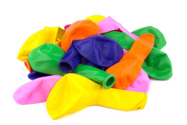 Beyaz arkaplanda izole edilmiş şişirilebilir düz balon koleksiyonu