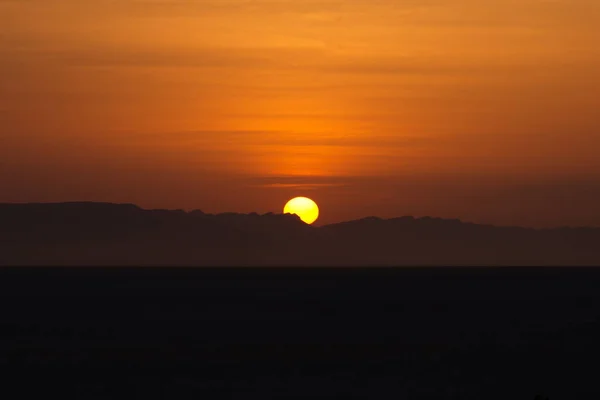 Zachód słońca w pustyni-Tunezja — Zdjęcie stockowe