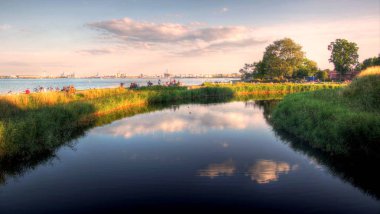 Norveçli bir manzara farklı renkler