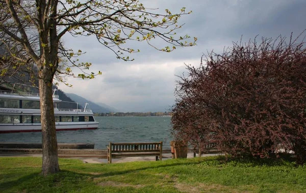 Meer in Oostenrijkse Alpen — Stockfoto