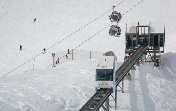 Lift in Oostenrijk skigebied — Stockfoto