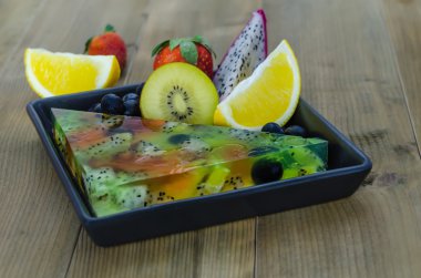 Karışık jöle meyve