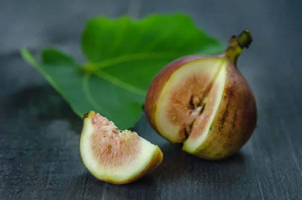 Здоровый плод инжира — стоковое фото